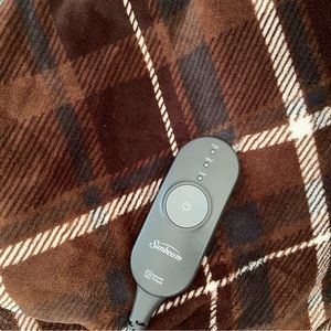 Sunbeam Heated Throw Brown Plaid Pattern